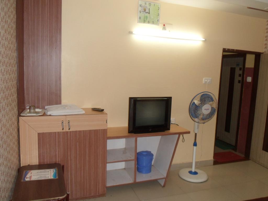 Hotel Raj Palace Dwārka Extérieur photo